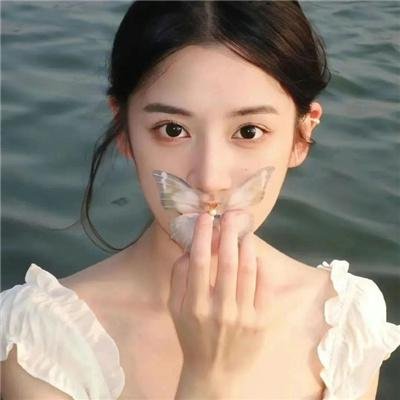 假日嬉春